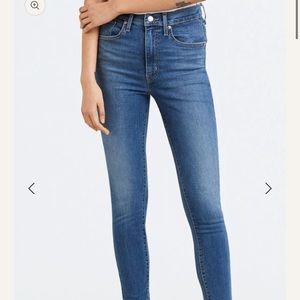 Levi’s Mile High Super Skinny